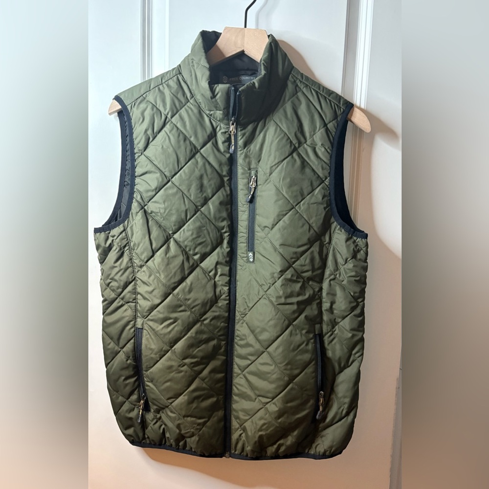 Free country Men's Quilted Green vest size small